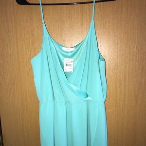 The perfect dressing for a wedding guest